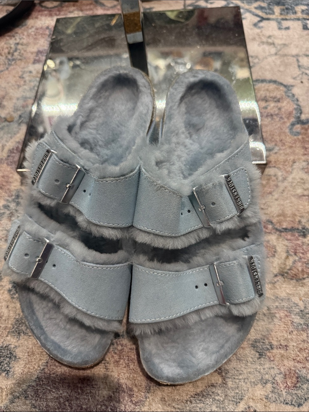 Birkenstock Silver-Gray Faux Fur Double Buckle Slides New - Picture 6 of 9
